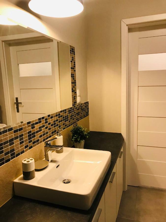 Bird House Apartment In The City Center Cracovie Extérieur photo